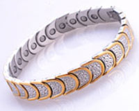 Stainless Steel bracelet containing healing magnets